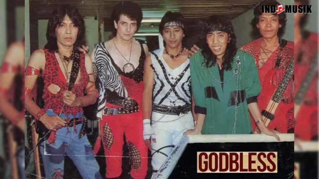 God Bless: Merekam Sejarah Musik Rock Indonesia Empat Dekade