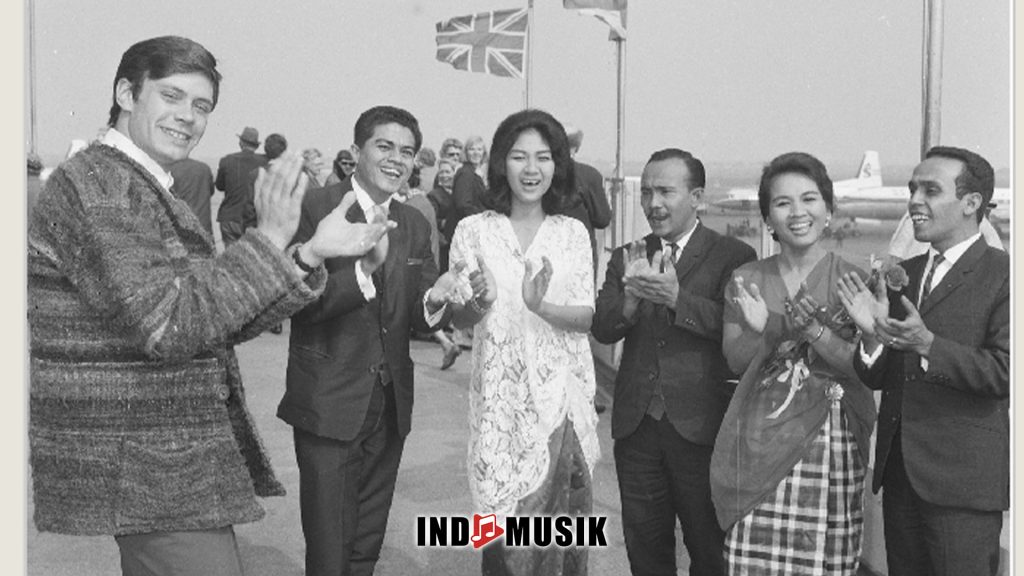 Titiek Puspa: Inspirasi Lintas Generasi di Dunia Hiburan