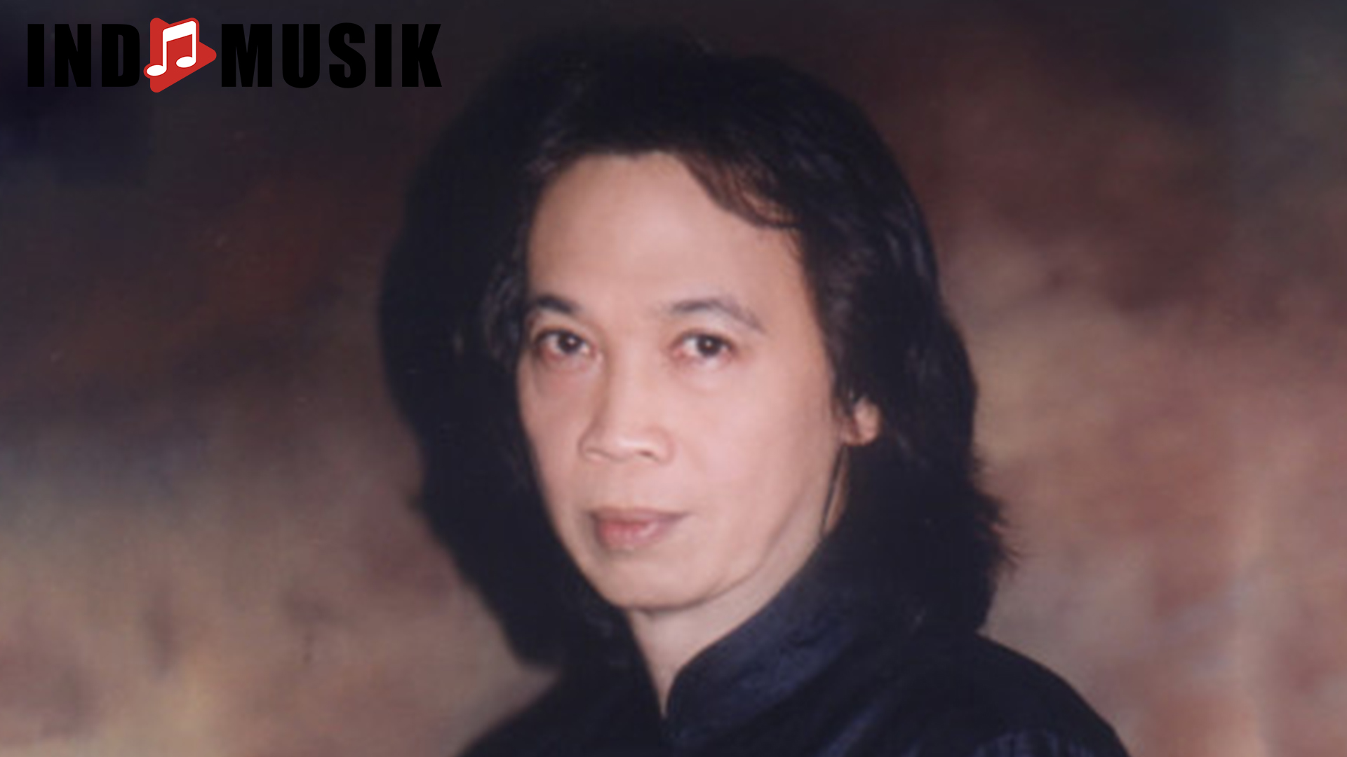 Chrisye: Suara Emas yang Menghidupkan Kenangan