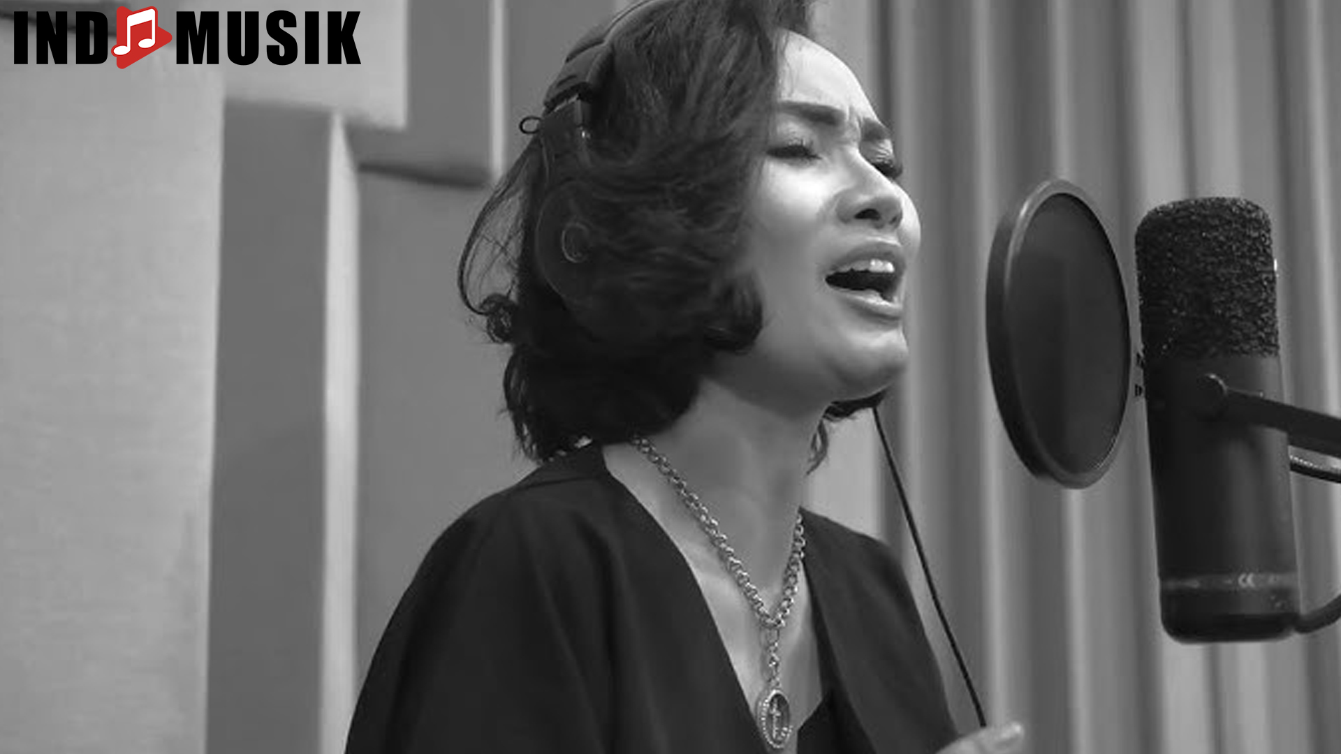 Eka Deli: Dari Lagu ke Lagu, Cerita Hidup yang Menginspirasi