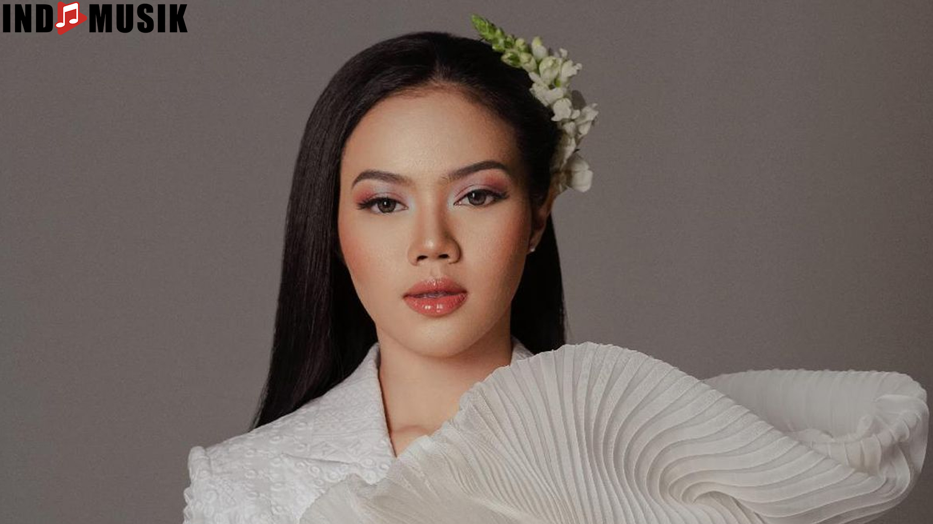 Keindahan Suara Yura Yunita yang Menyentuh Hati Pendengarnya