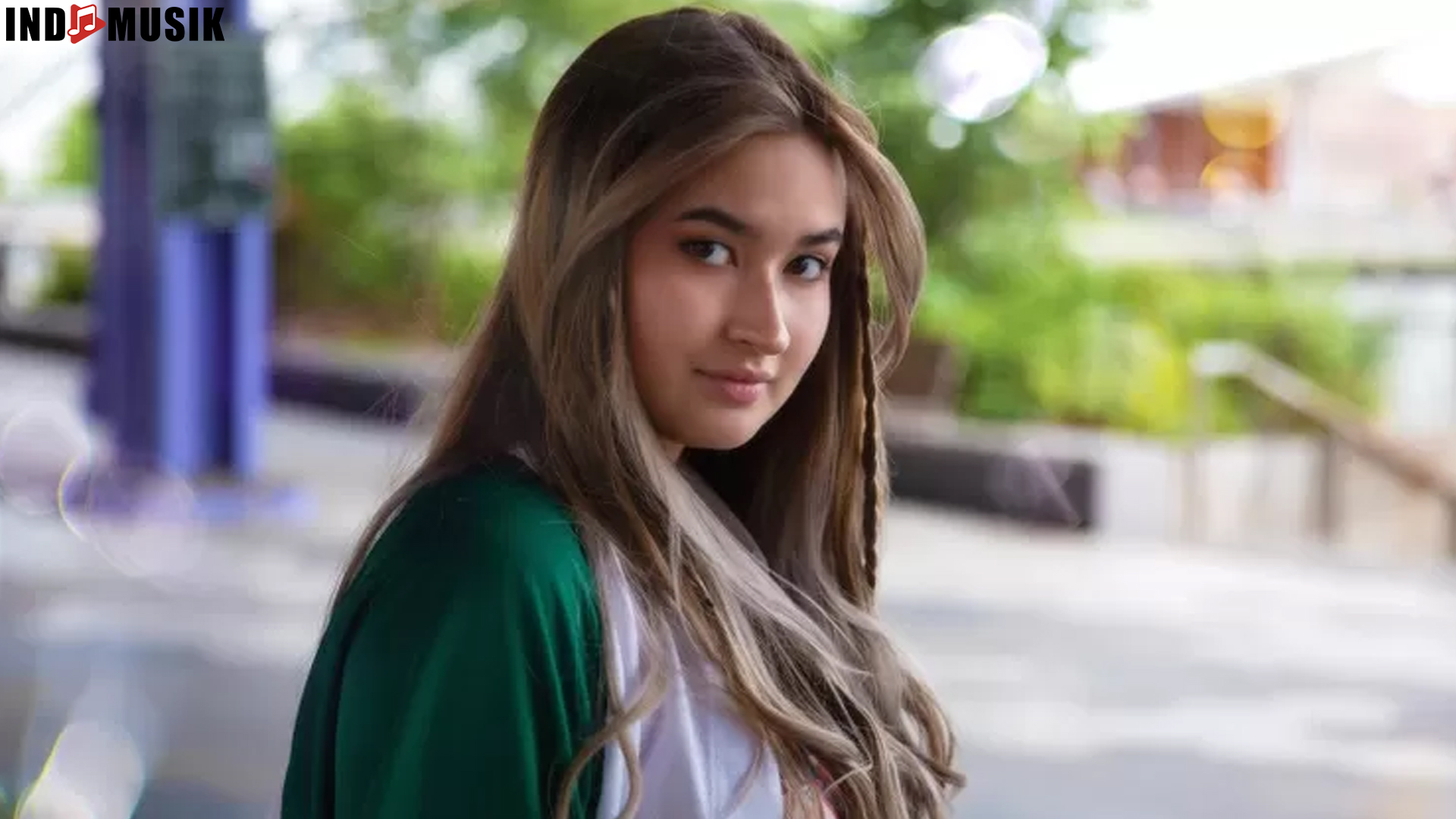 Stephanie Poetri: Keunikan dalam Setiap Lirik dan Melodi