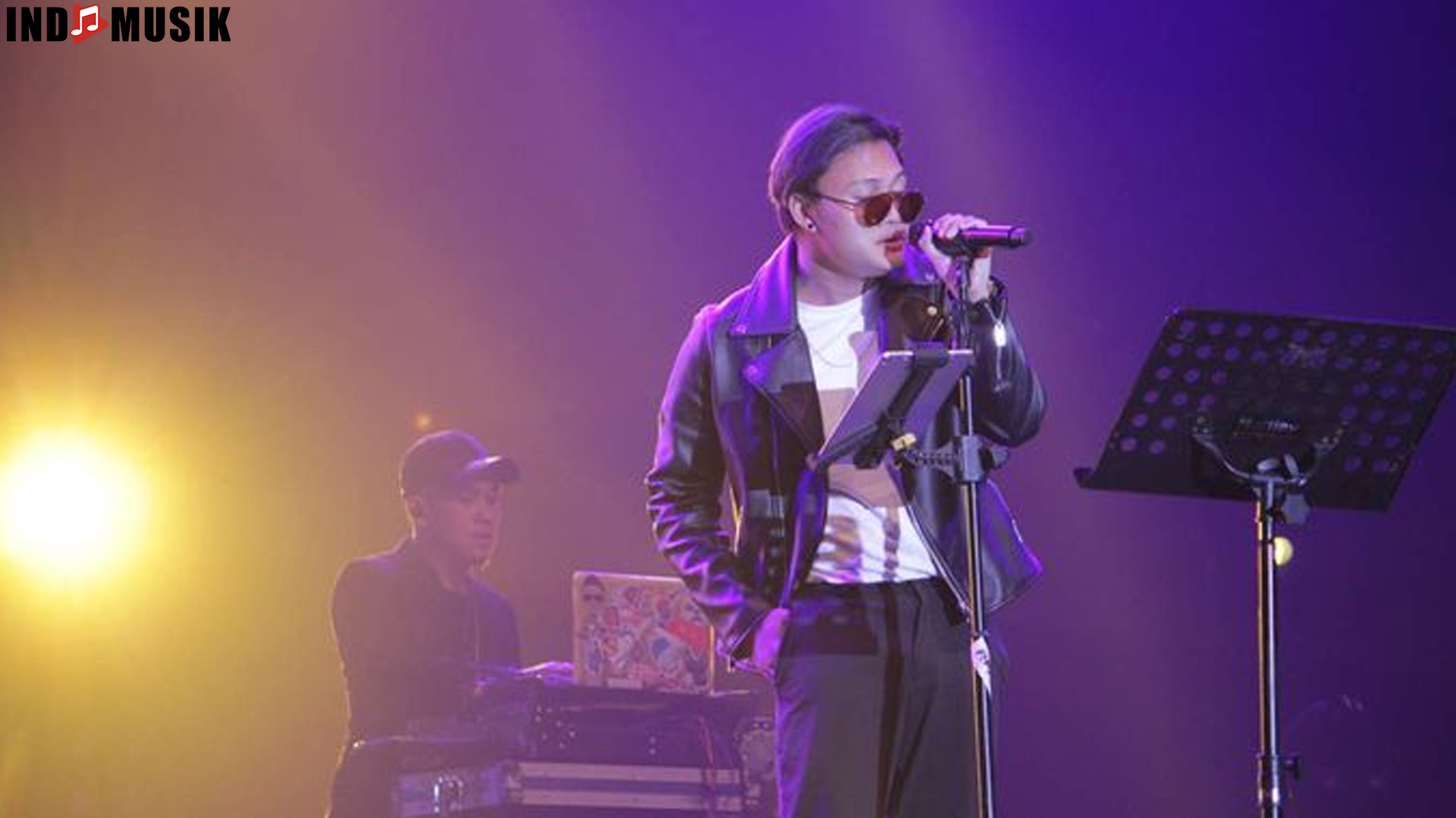 Suara Rizky Febrian: Melodi yang Menghentak Hati Pendengarnya