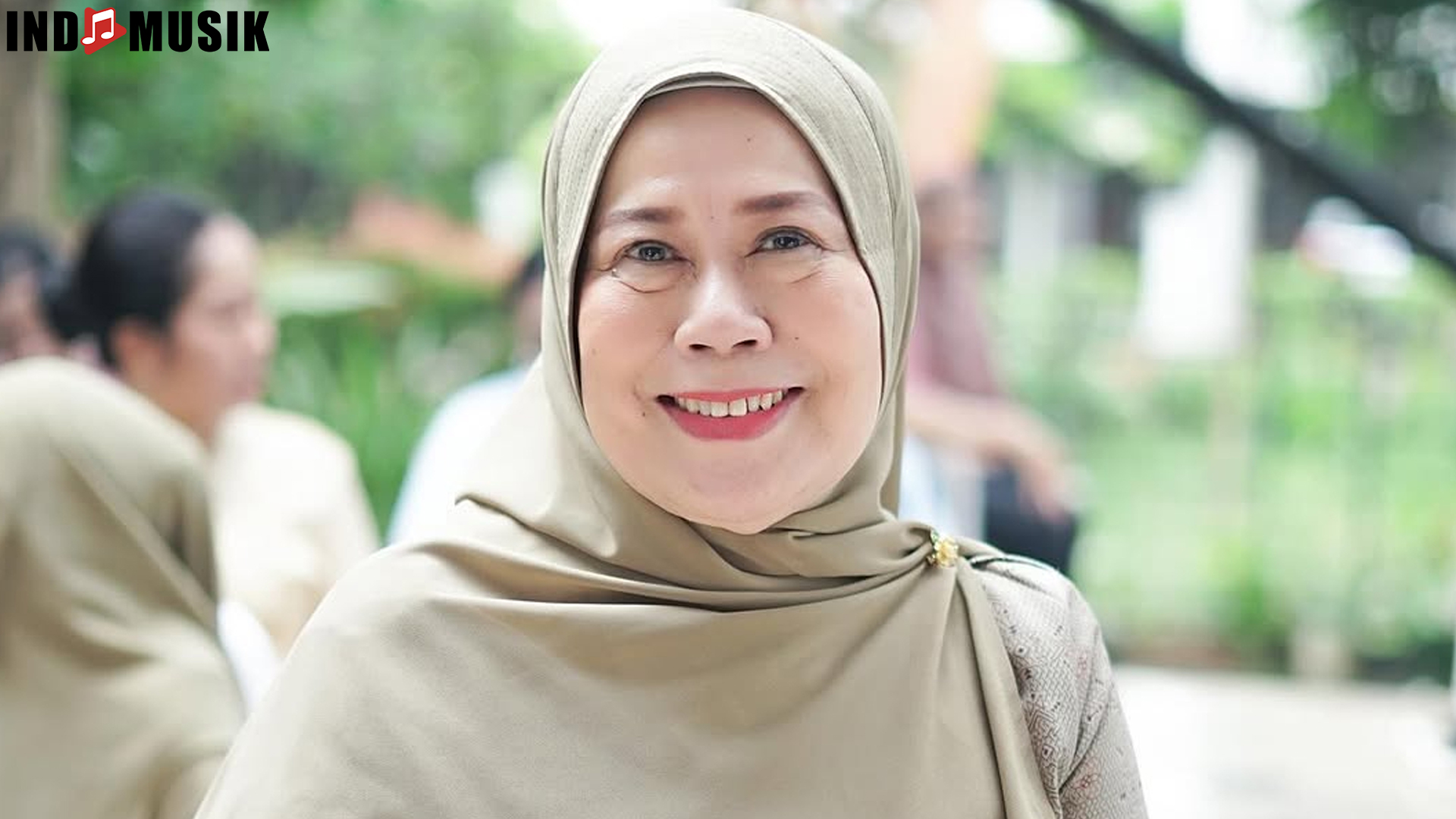 Mengenang Karya-Karya Terbaik Dewi Yull dalam Musik Indonesia