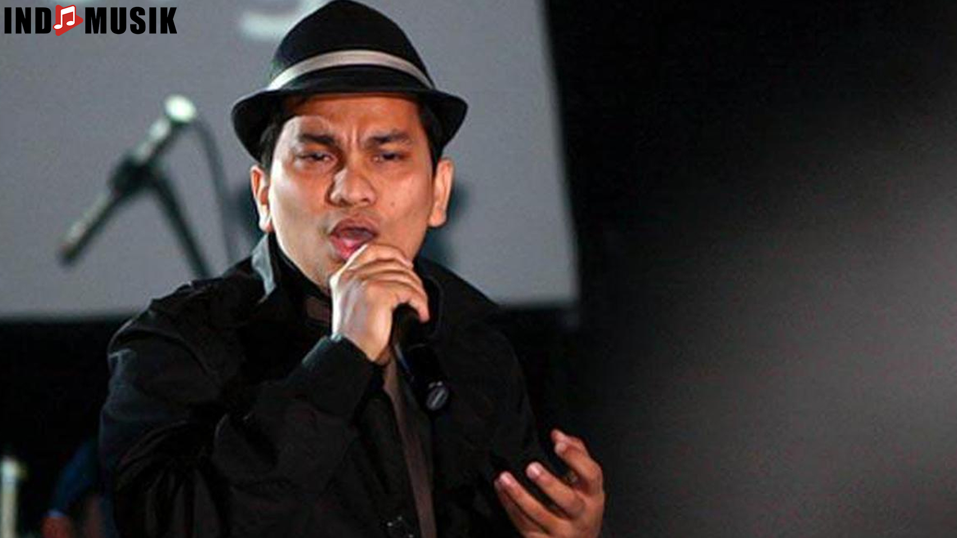 Mengenal Tompi, Suara Emas yang Bawa Jazz ke Tanah Air