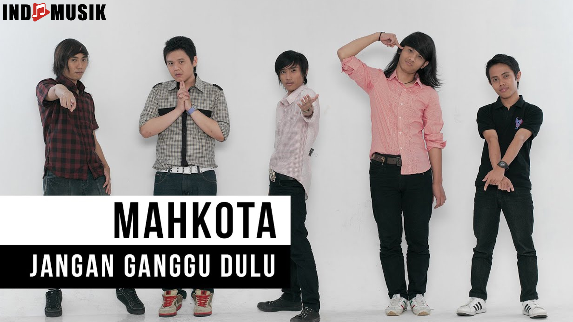 Penyanyi Mahkota Band dan 4 Lagu Ikonik yang Bikin Terkenal 3 Penyanyi Mahkota Band dan 4 Lagu Ikonik yang Bikin Terkenal