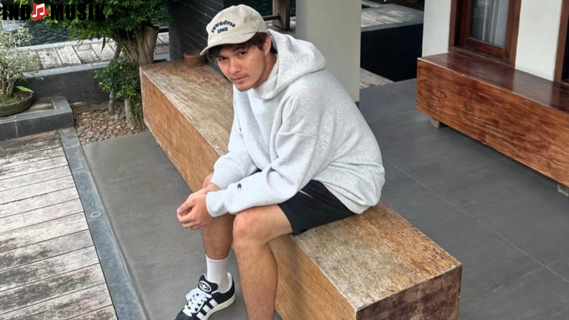 Menyelami Karier Nyoman Paul lewat 4 Momen Musik Penuh 4 Menyelami Karier Nyoman Paul lewat 4 Momen Musik Penuh