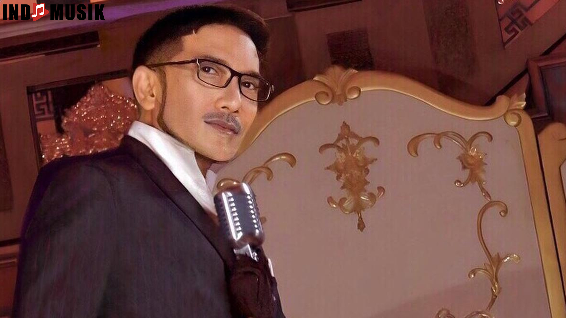 Yana Julio & 4 Album yang Mewarnai Dunia Baru Musik Indonesia 4 Yana Julio & 4 Album yang Mewarnai Dunia Baru Musik Indonesia