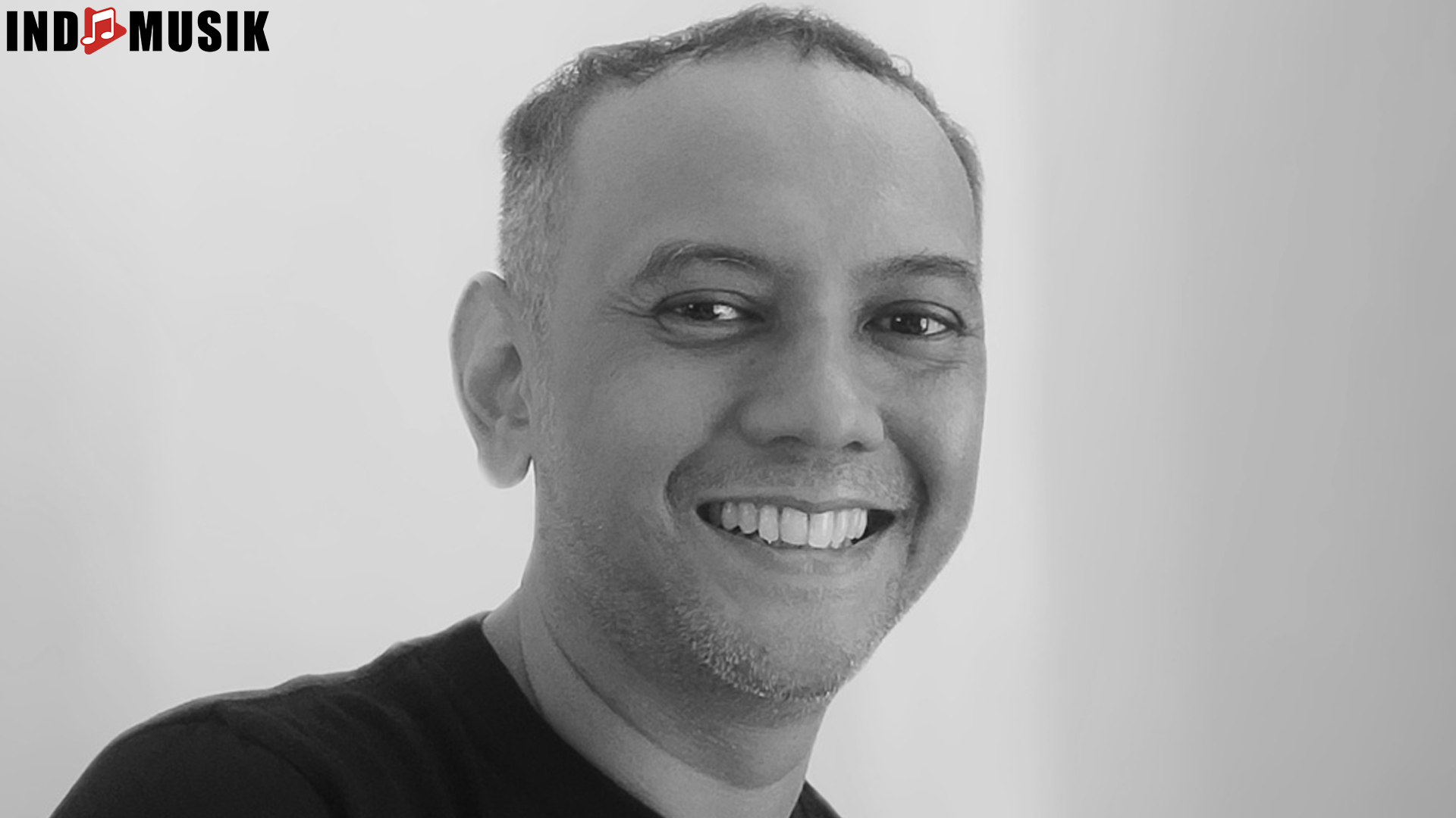 Lucky Widja Serta 4 Transformasi Gaya Musik Baru Sejak Debut