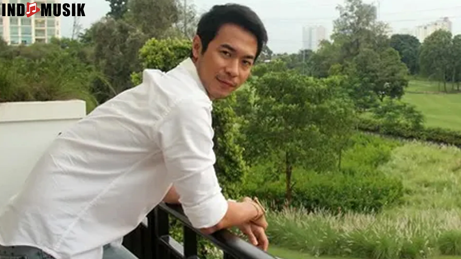 Sandy Thema: 5 Hal yang Menjadikannya Jadi Musik Populer 2 Sandy Thema: 5 Hal yang Menjadikannya Jadi Musik Populer