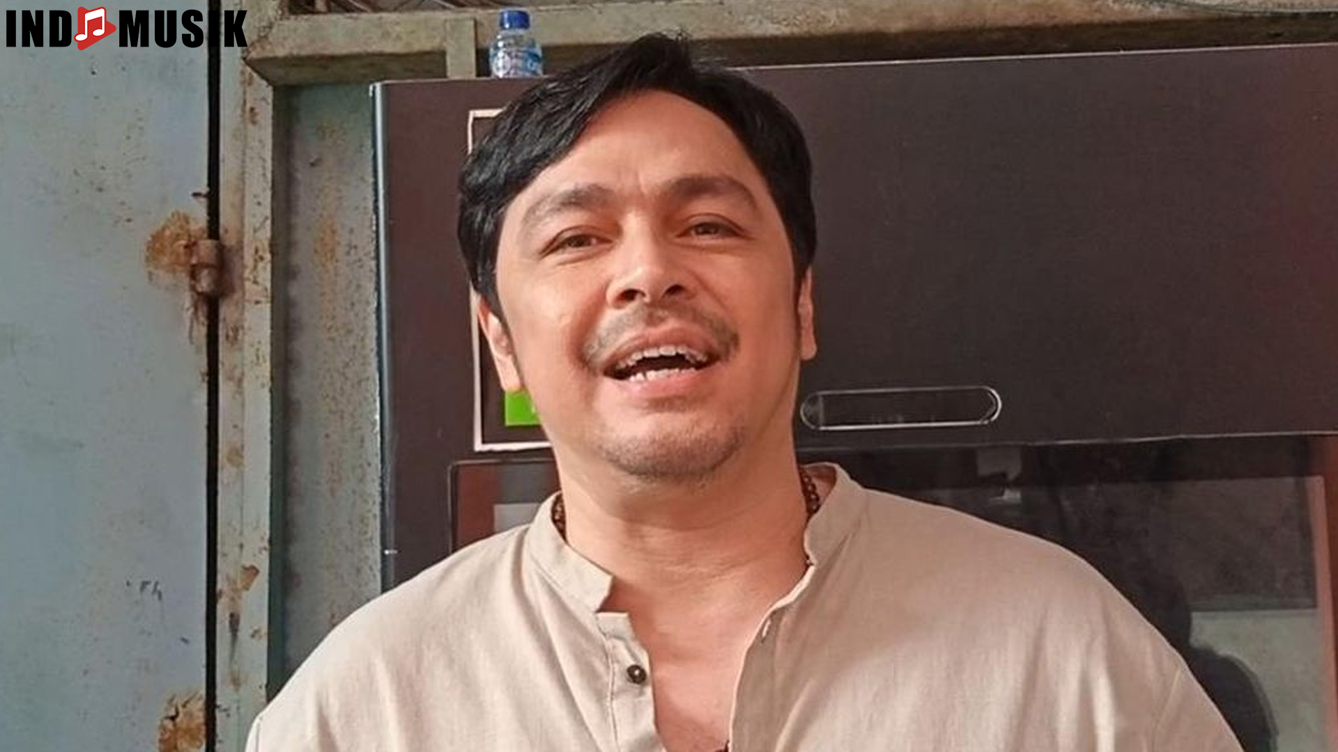 Mengenal Thomas Djorghi Lewat 5 Musik Pop Legendaris Era 90-an 3 Mengenal Thomas Djorghi Lewat 5 Musik Pop Legendaris Era 90-an