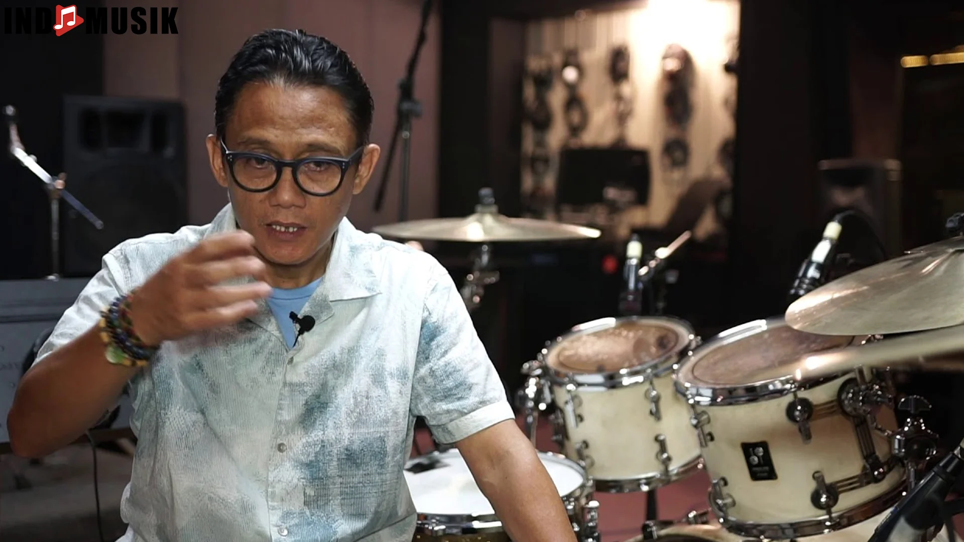 5 Kolaborasi Musik Budhy Haryono yang Bikin Lagu Jadi Populer