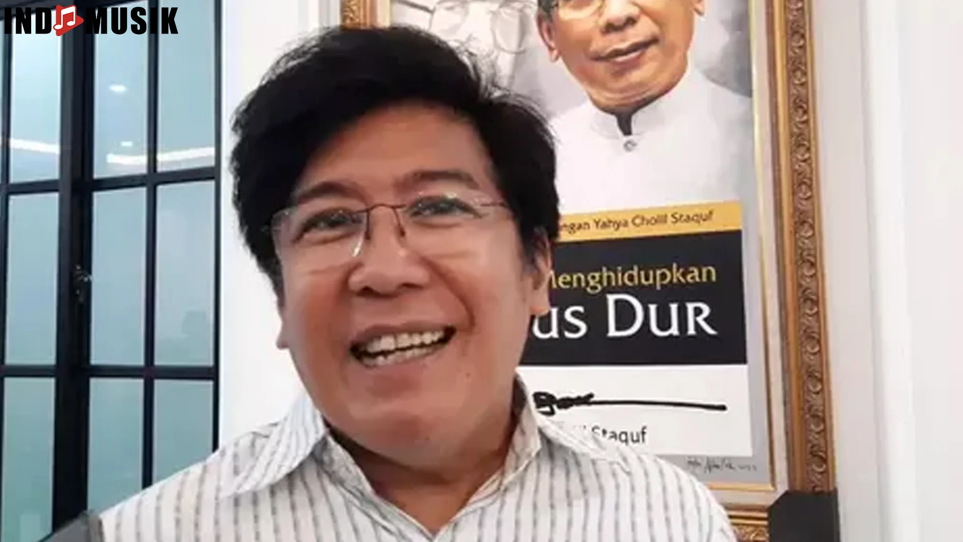 Denny Malik dan 5 Transformasi Musik yang Bikin Keren Parah 2 Denny Malik dan 5 Transformasi Musik yang Bikin Keren Parah