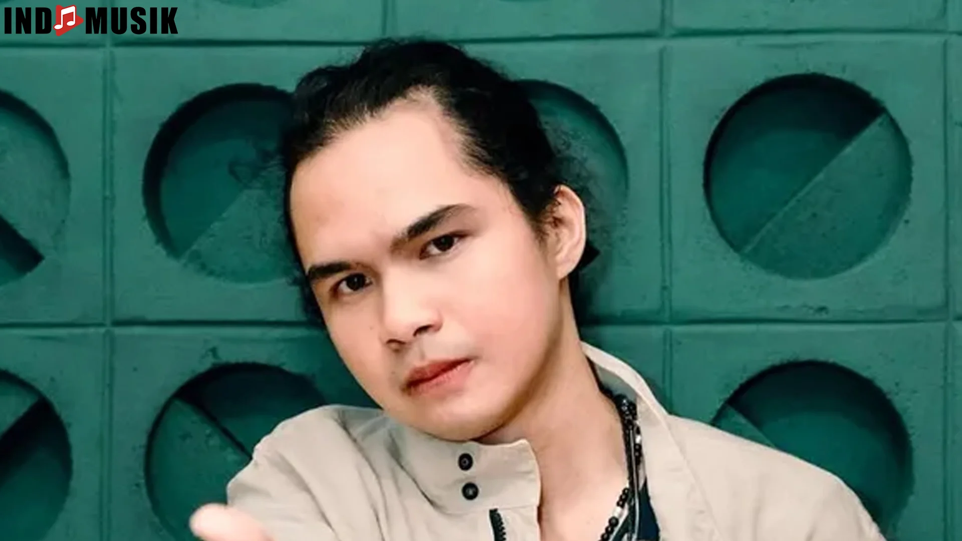 Dul Jaelani dan 4 Lagu Ikonik yang Bikin Nama Musisi Ini Abadi