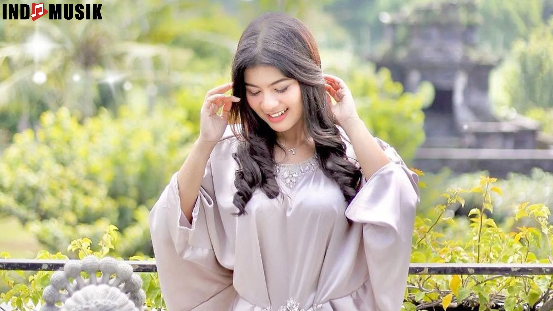 5 Kejutan dari Nabila Maharani buat Fans Dangdut Koplo 2025 2 5 Kejutan dari Nabila Maharani buat Fans Dangdut Koplo 2025