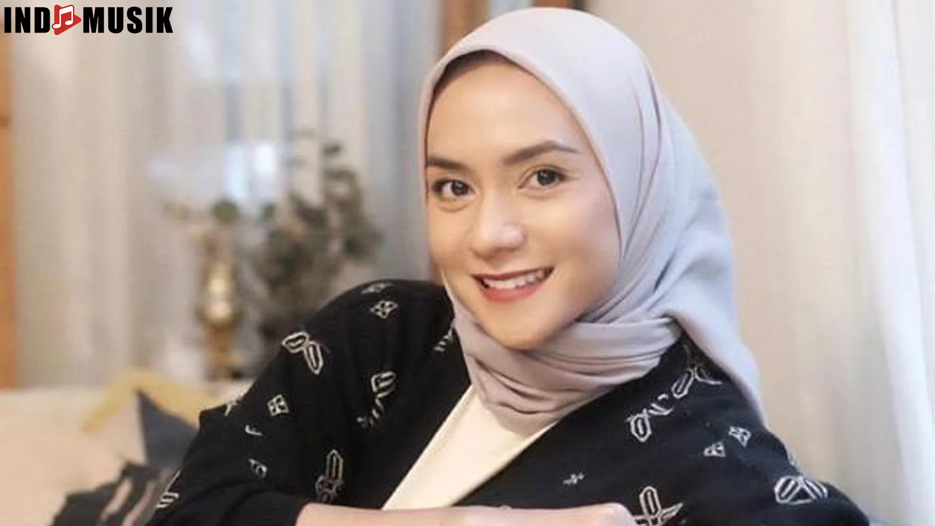 Perjalanan Musik Enno Lerian Terlihat dari 4 Album yang Populer