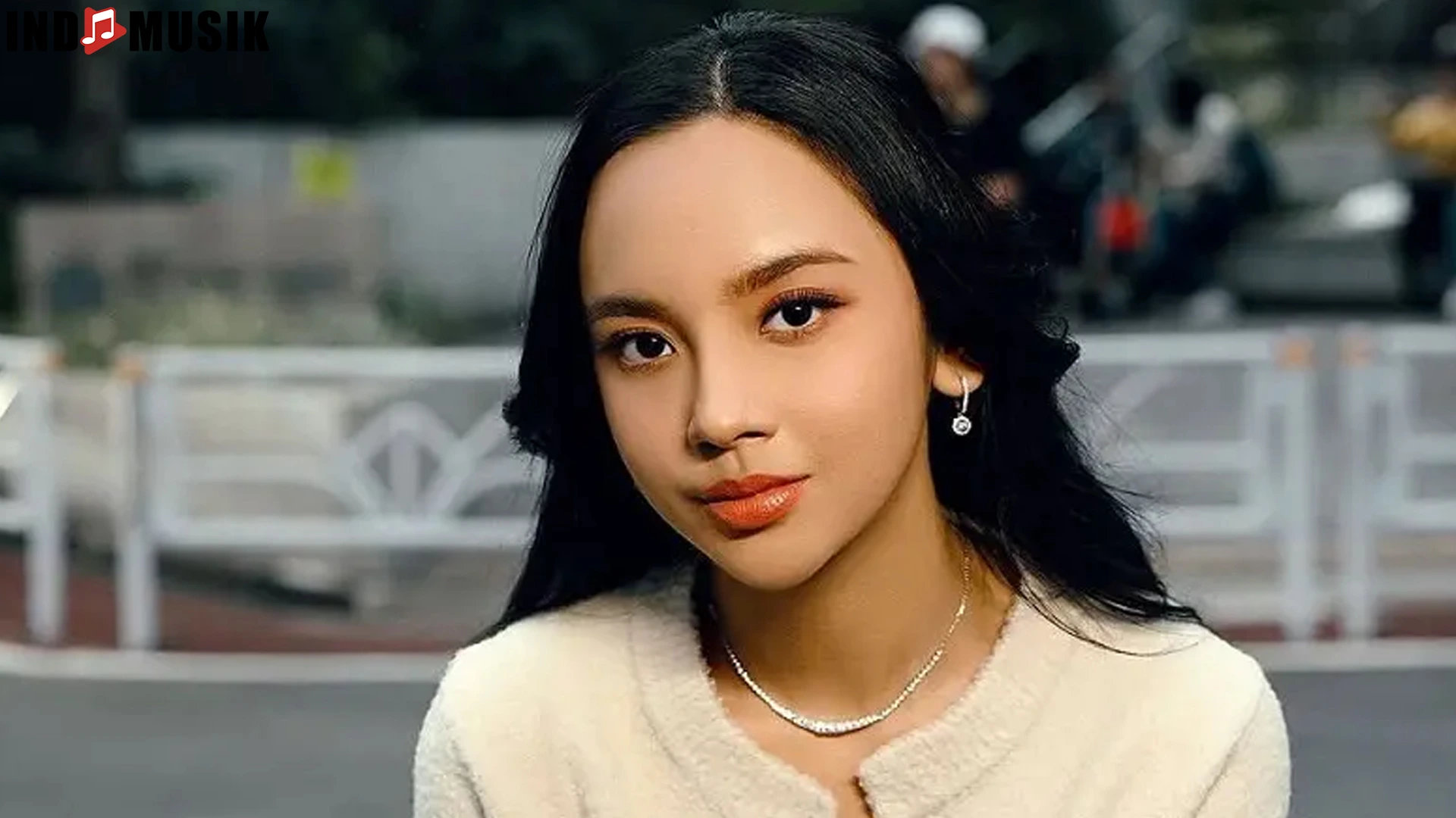 Lyodra Ginting Hadirkan 5 Warna Baru di Industri Musik 2 Lyodra Ginting Hadirkan 5 Warna Baru di Industri Musik