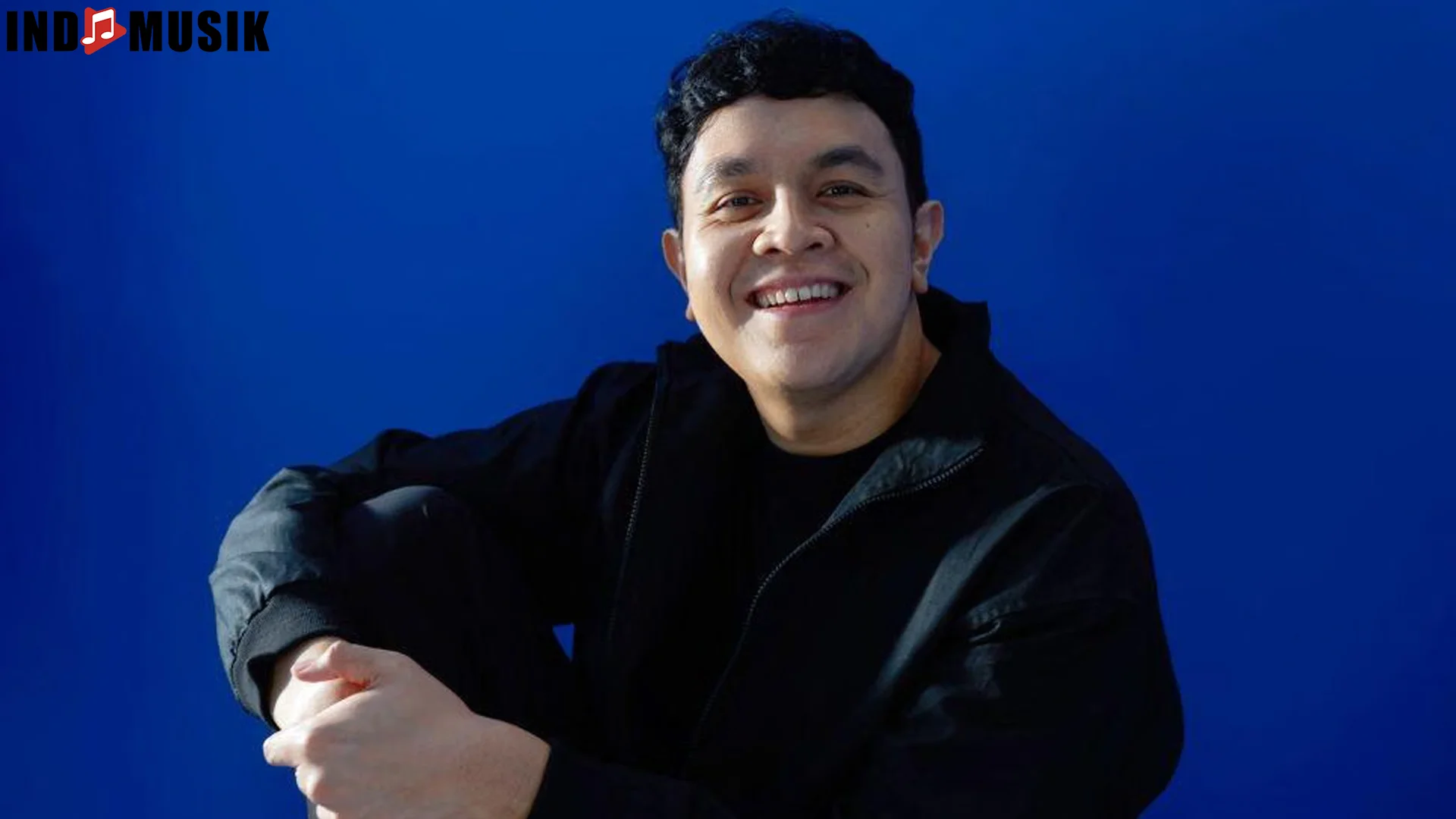 Tulus 4 Fakta Penting Tentang Kehidupan dan Karier Musiknya