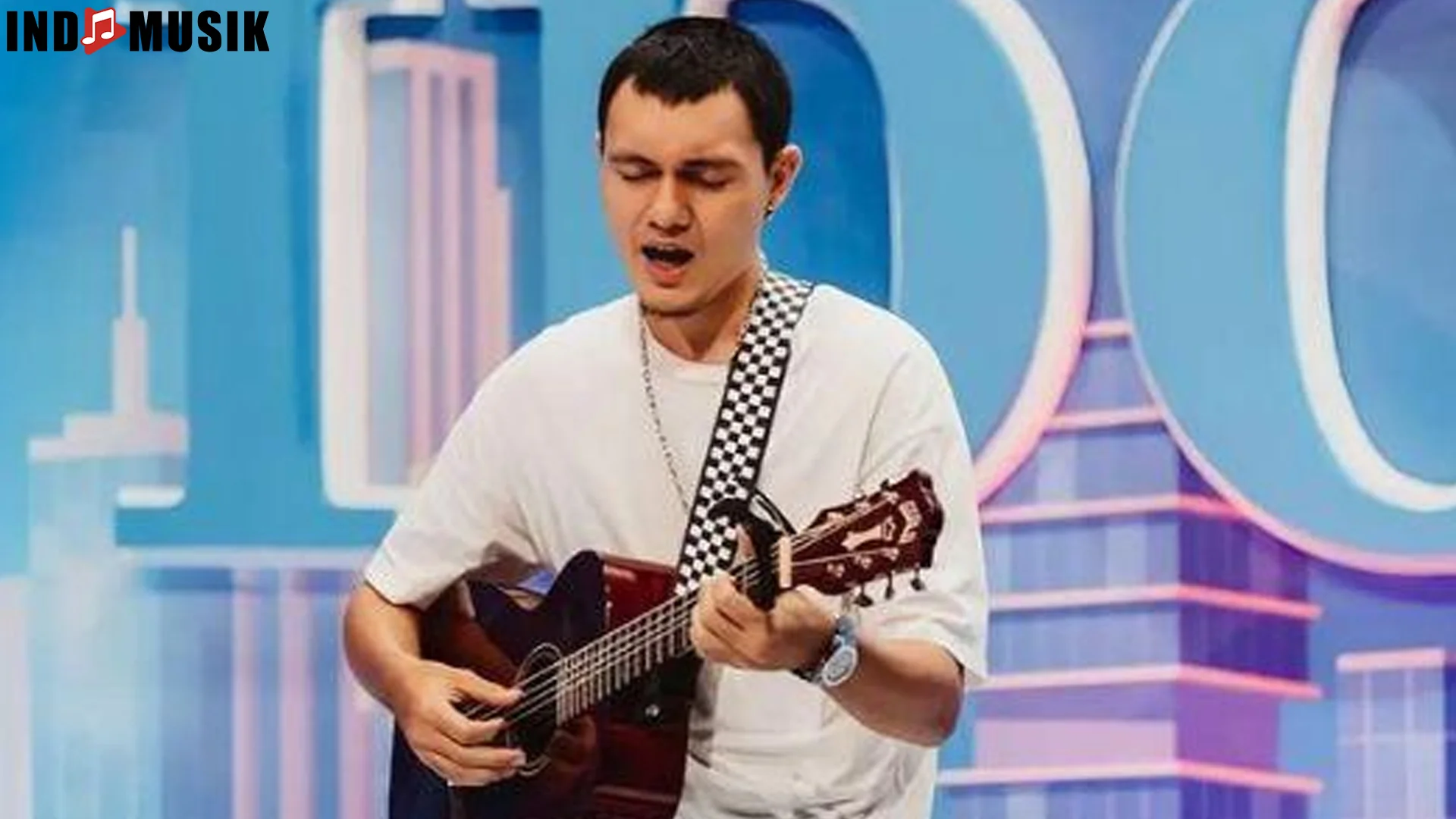 Nyoman Paul Sajikan 5 Lagu Romantis Yang Bikin Hati Terbawa