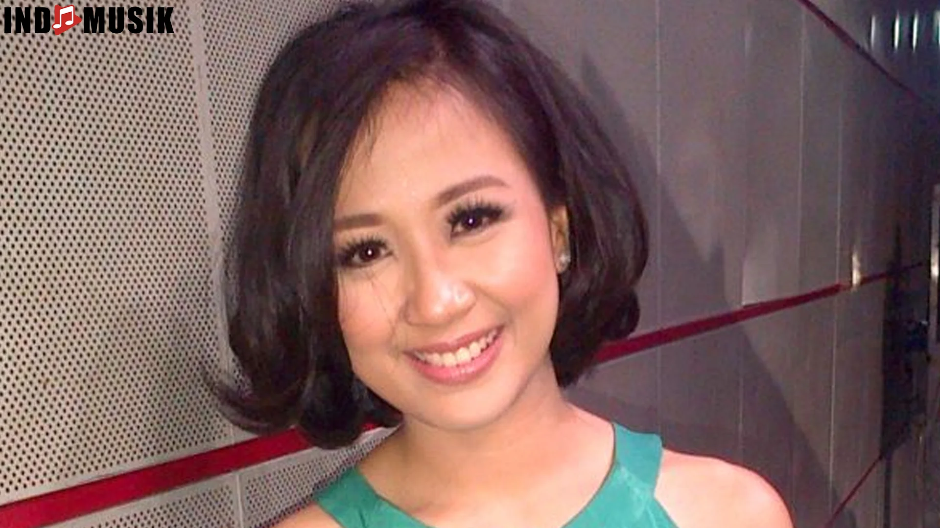 Astrid Sartiasari 4 Hal Magic Tentang Perjalanan Karier Musiknya