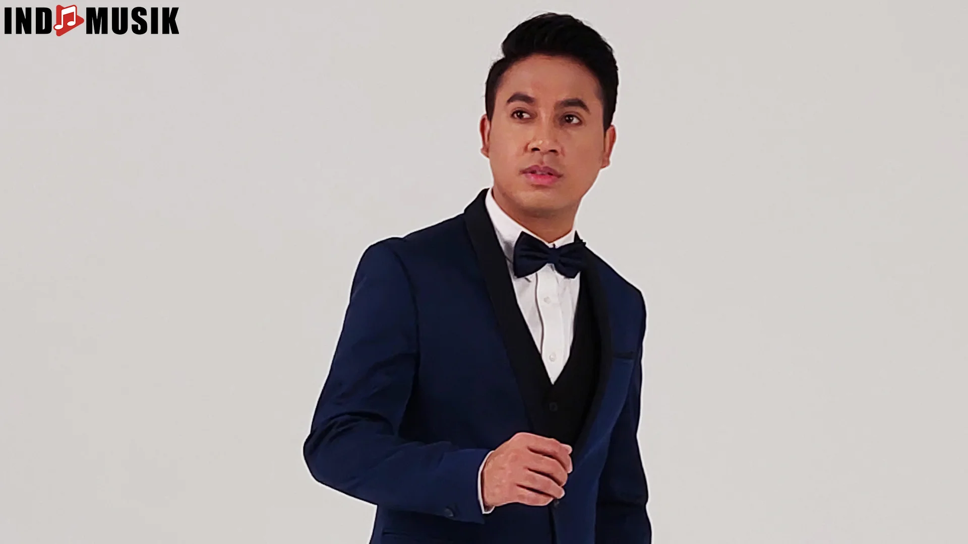 Gunawan Muharjan Suara Magic yang Hiasi 4 Dekade Musik