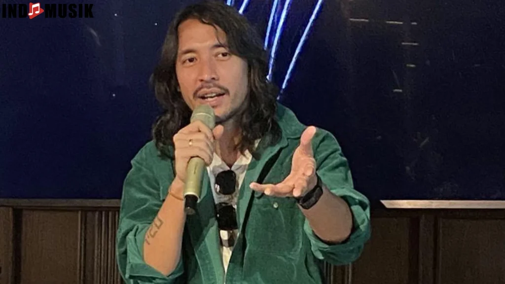 Penyanyi Marcello Tahitoe Rilis 5 Bonus Album Baru yang Patut Didenger